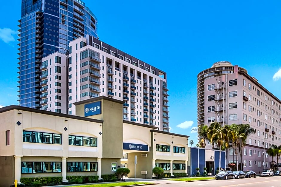 Inn at 50 - Long Beach Convention Center