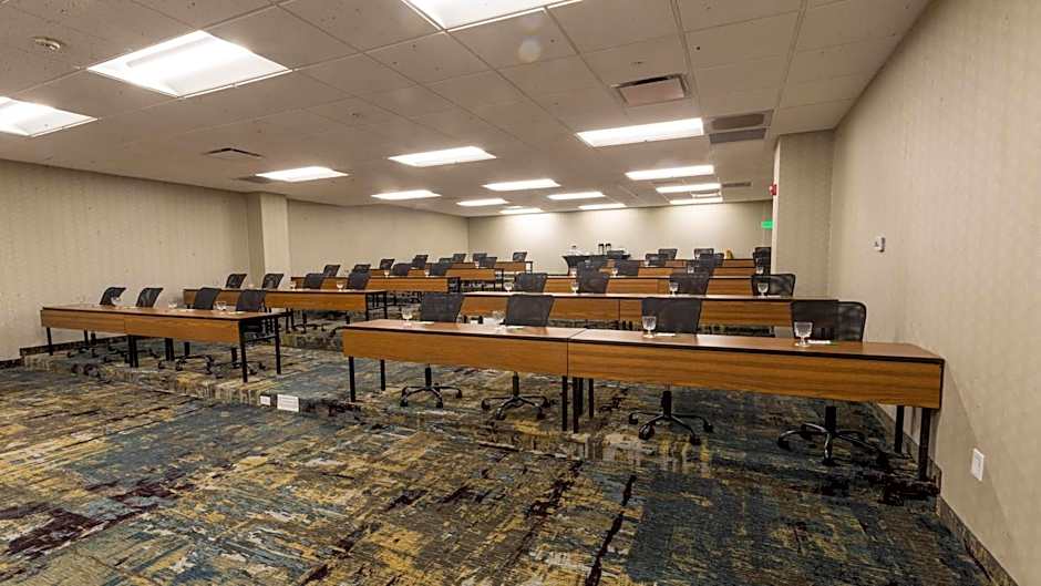 Holiday Inn Cleveland - South Independence By IHG