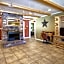 Charm Motel & Suites