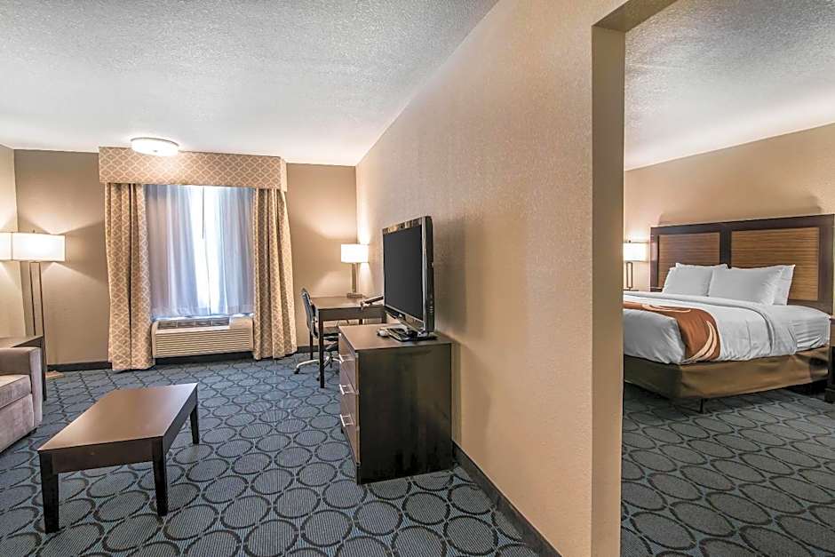 Elevate Hotel at Sierra Blanca Ruidoso, an Ascend Collection Hotel