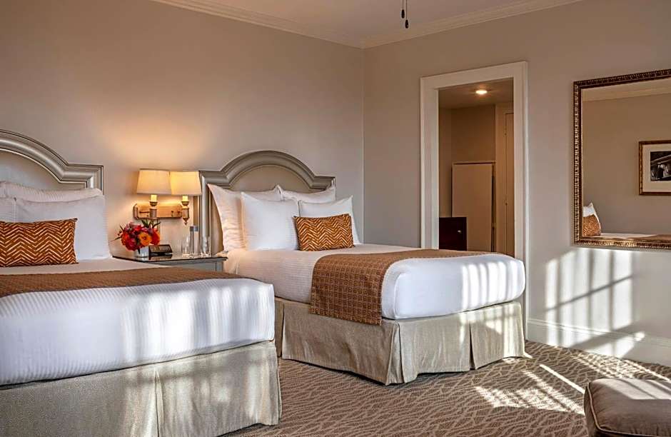 Warwick Melrose Hotel