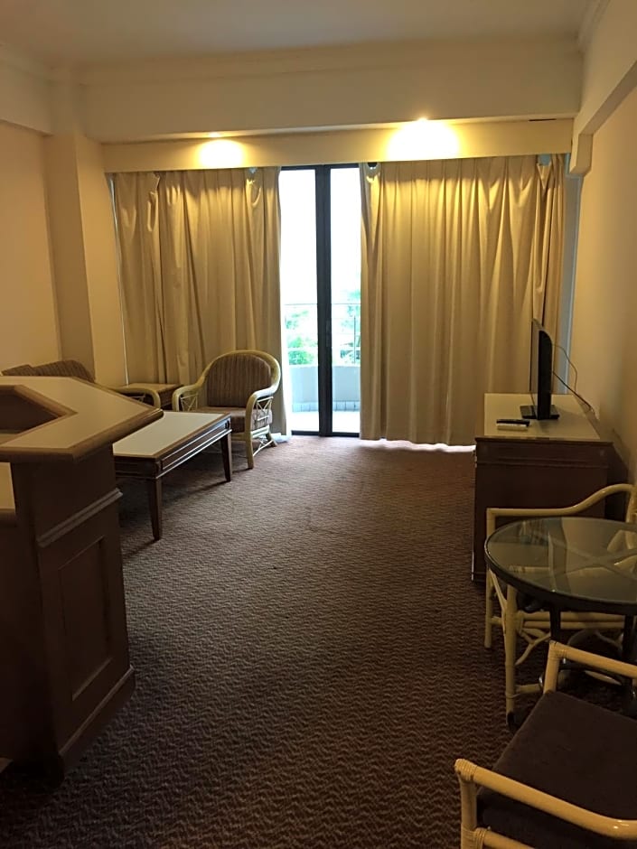 Everly Serviced Apartment