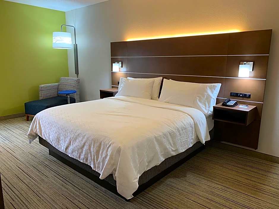 Holiday Inn Express Hillsborough-Durham Area By IHG