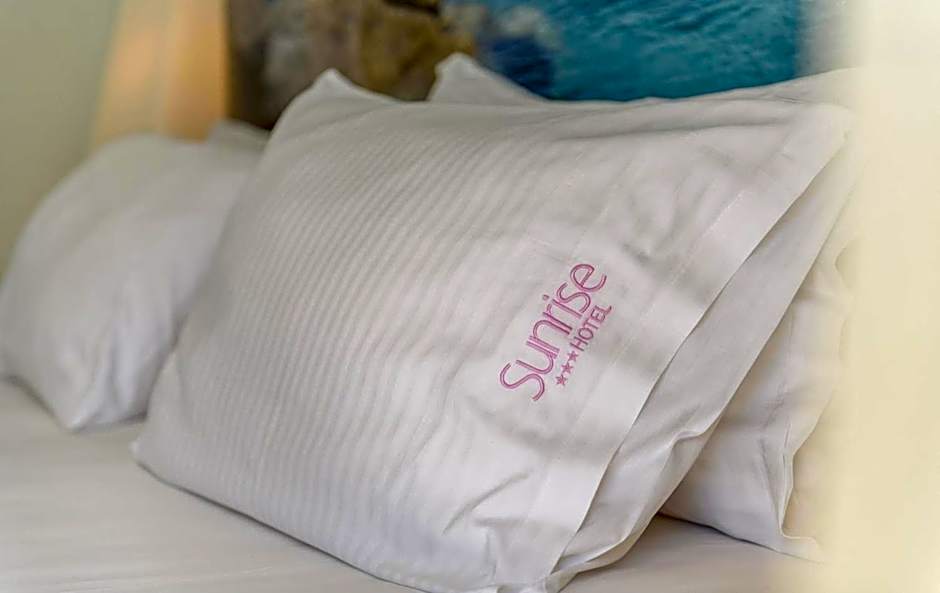 Sun Rise Hotel