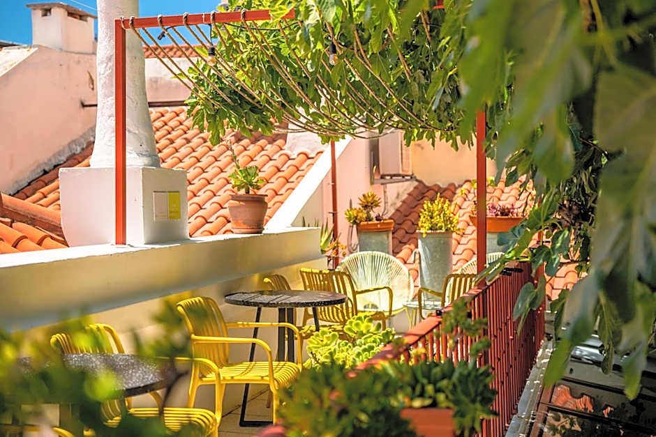 Casa do Bairro by Shiadu