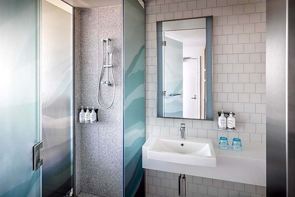 Holiday Inn Express Auckland City Centre By IHG