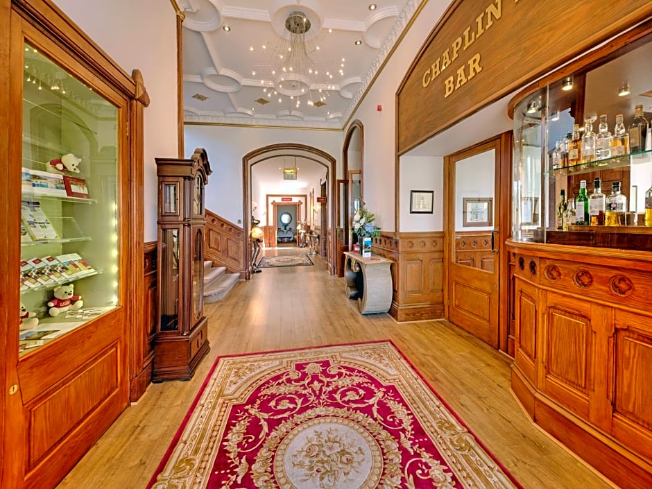 Muthu Newton Hotel  (Near Inverness Airport)