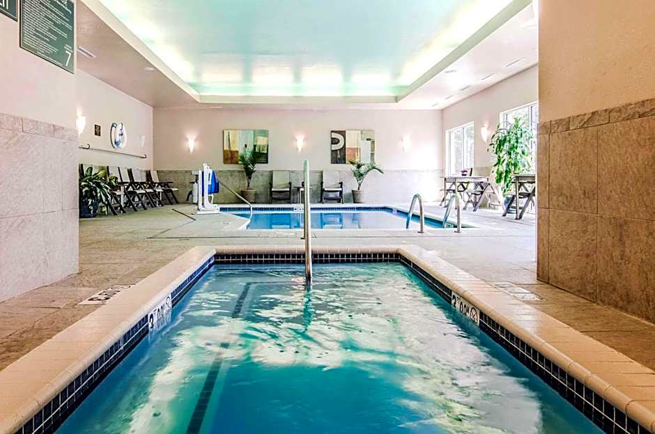 Comfort Suites Bentonville - Rogers