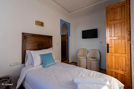 Twin Room with Mountain View