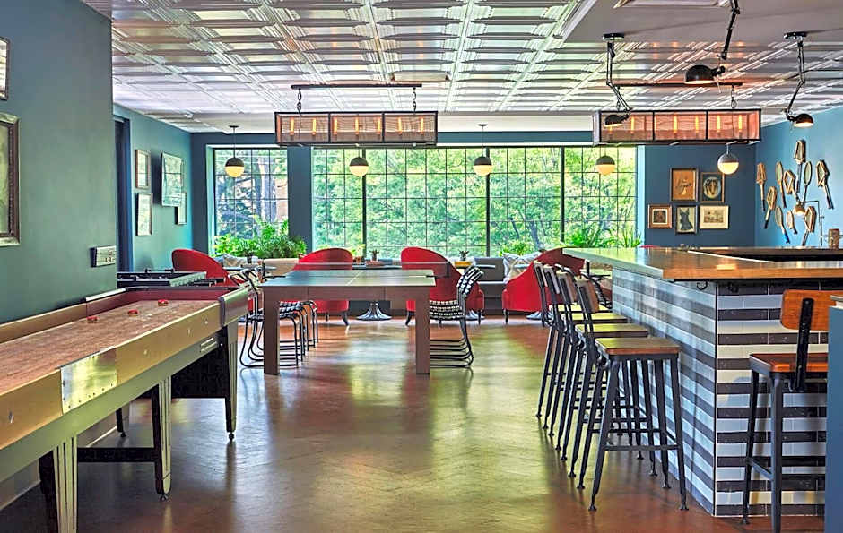 Graduate by Hilton Charlottesville