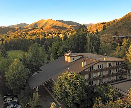 Knob Hill Inn
