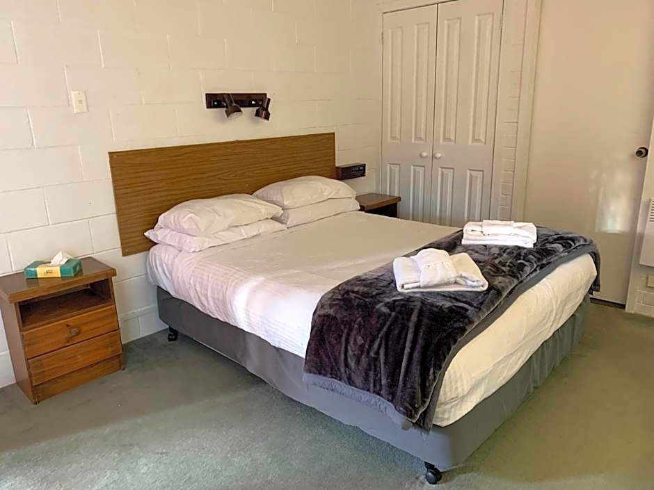 Robertson Country Motel