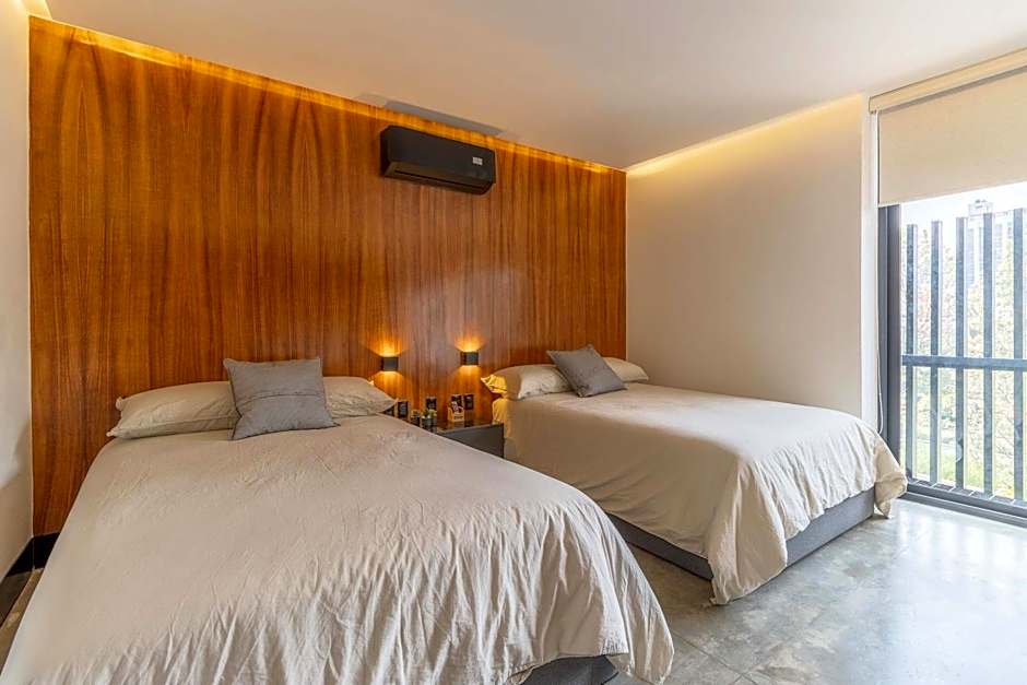 Zielo 1Bdrm 1bath fits 6 AC Rooftop views