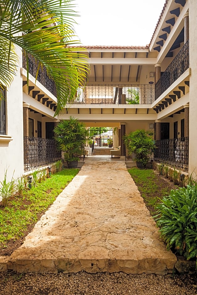 Nina Hotel