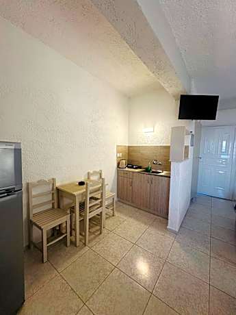 Standard Triple Room with Sea View