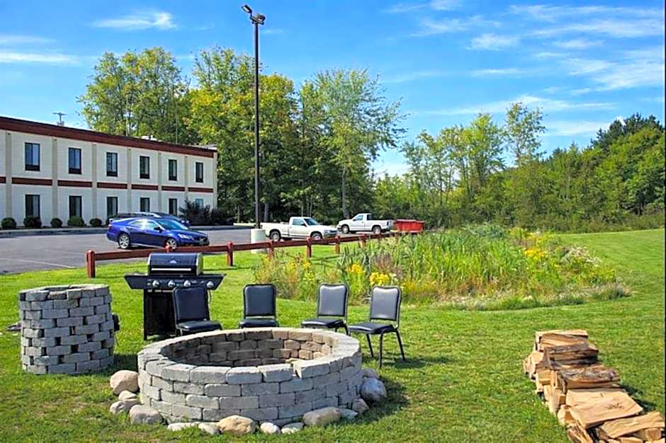 Pleasant Night Inn Carthage Near Fort Drum