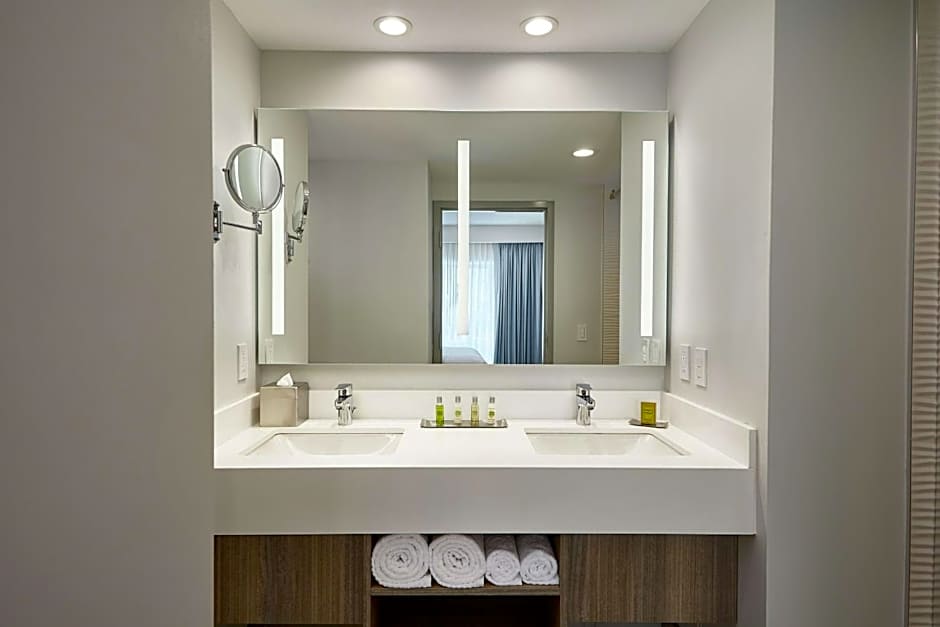 DoubleTree by Hilton Managua