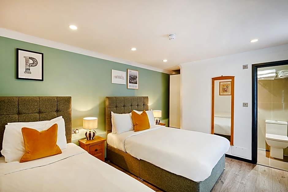 Photo 1 of 8 of Triple Room