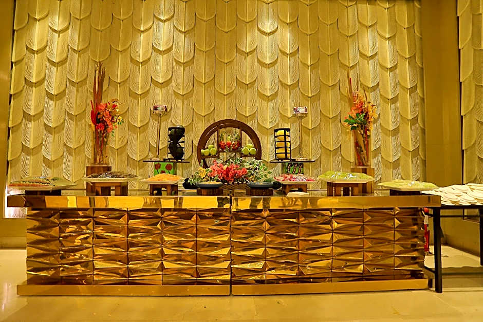 Radisson Blu Towers Kaushambi Delhi NCR