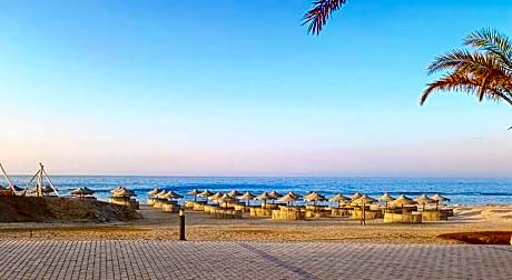 Oyster Bay Beach Suites