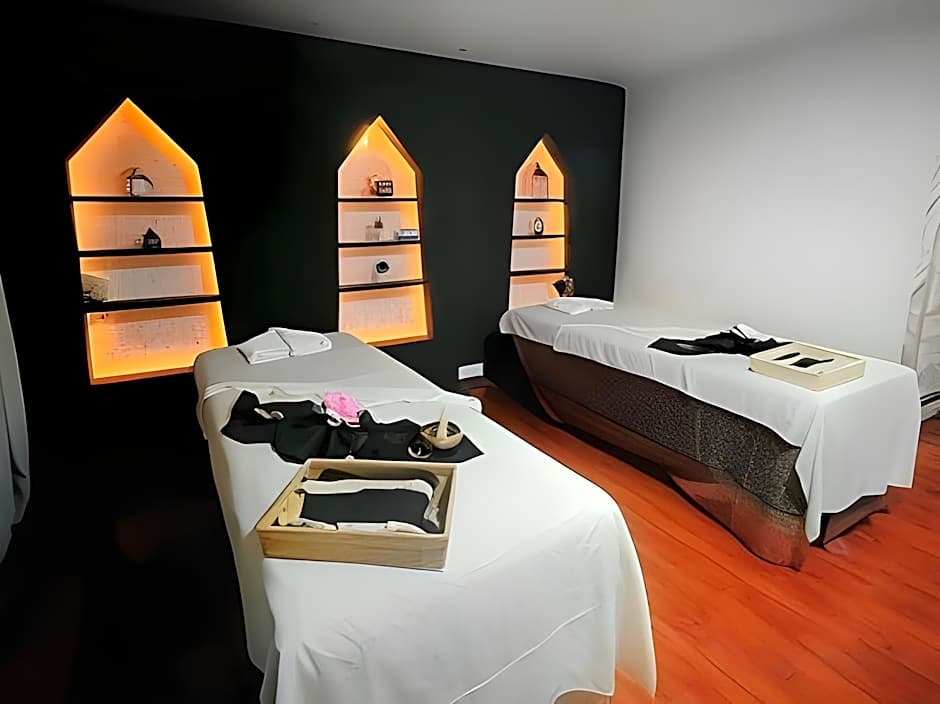 Vannasut Hotel and Spa