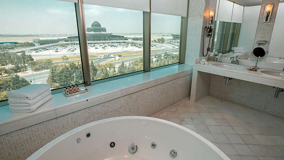 FLY INN BAKU
