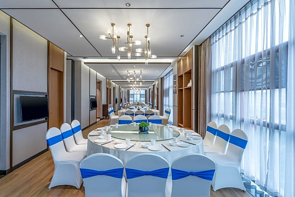 Holiday Inn Express Pingchang By IHG