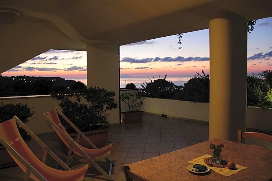 Hotel Tirreno