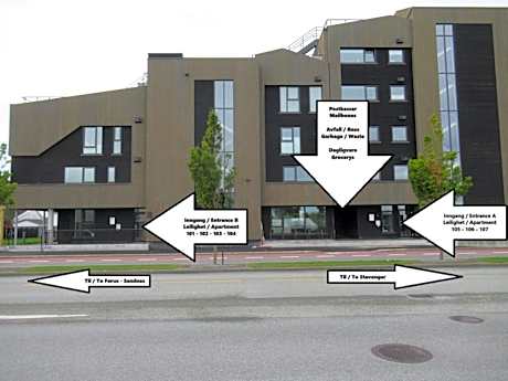 One-Bedroom Deluxe Apartment