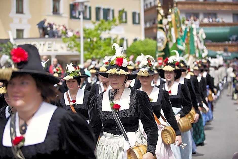 La Pasta Hotel Restaurant