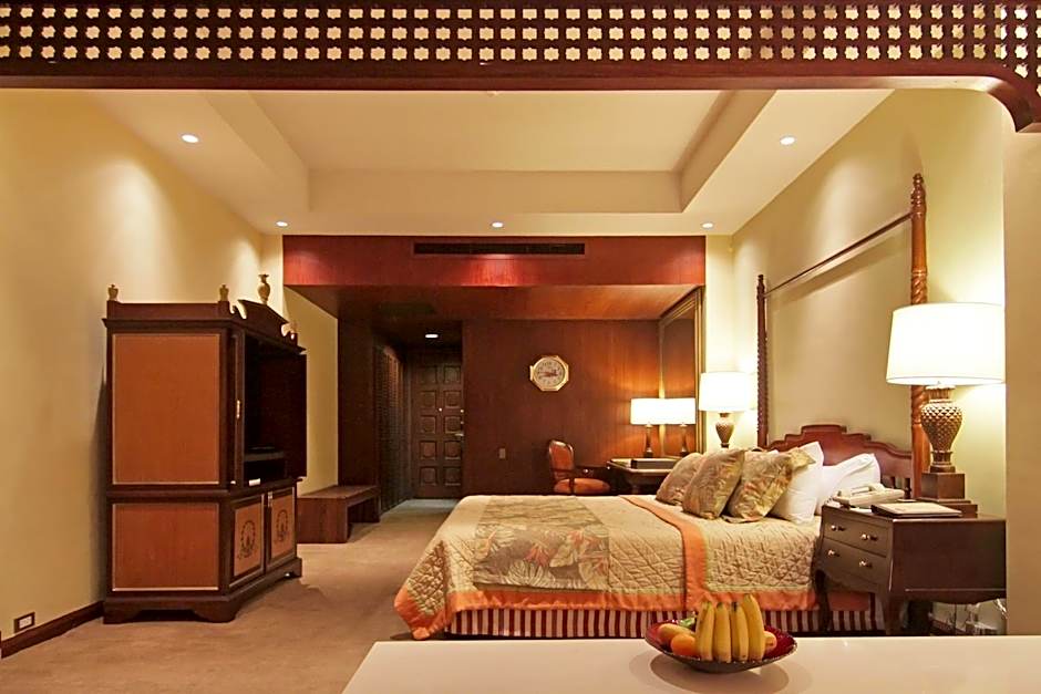 Photo 1 of 7 of Veranda Suite