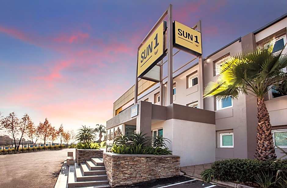 Ecomotel Grayston previously known as SUN1 Wynberg