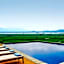 Victoria Nui Sam Lodge