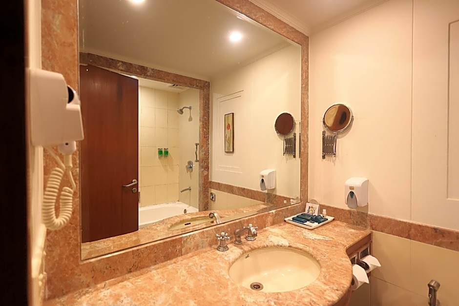 Savoy Suites Noida Delhi N.C.R.