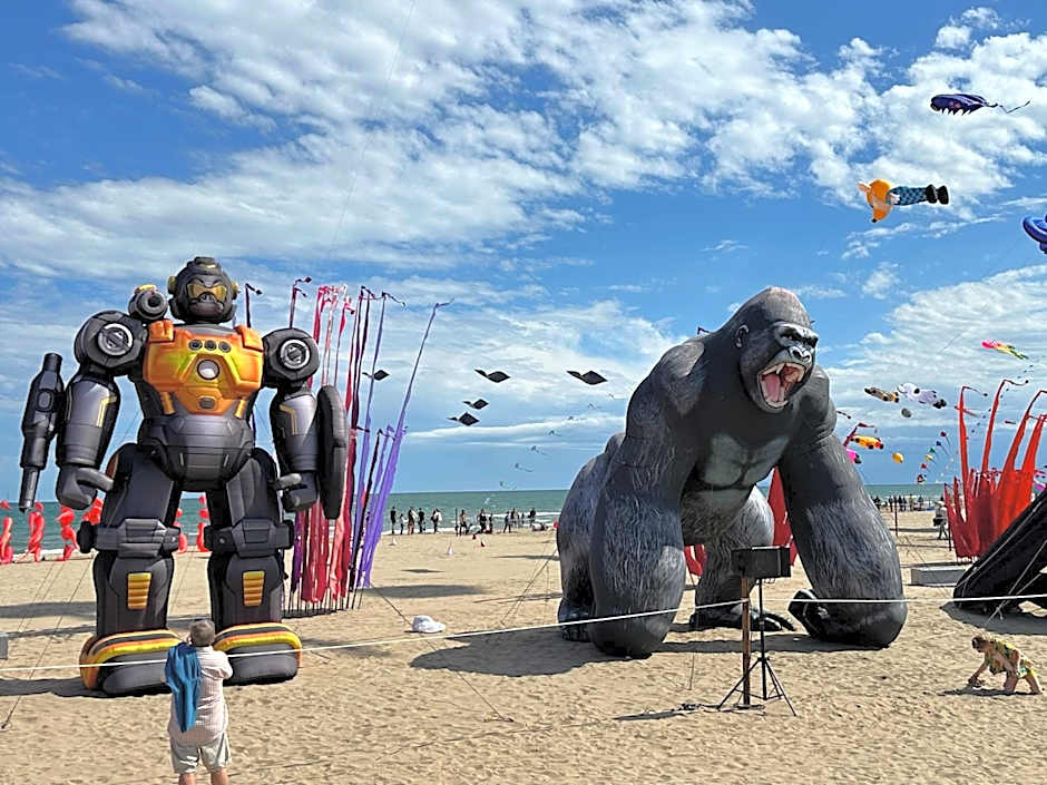 HOLIDAYLAND BAIE DES OLIVIERS VILLA 36m2 1chambre fermée 6 couchages ou VILLA 41M2 2chambres fermées 7 couchages