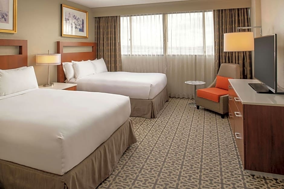 DoubleTree Suites by Hilton Hotel Seattle Airport - Southcenter