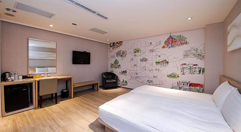 Smile 73 Hotel