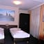 Carlton Hotel