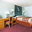 Super 8 by Wyndham Kindersley