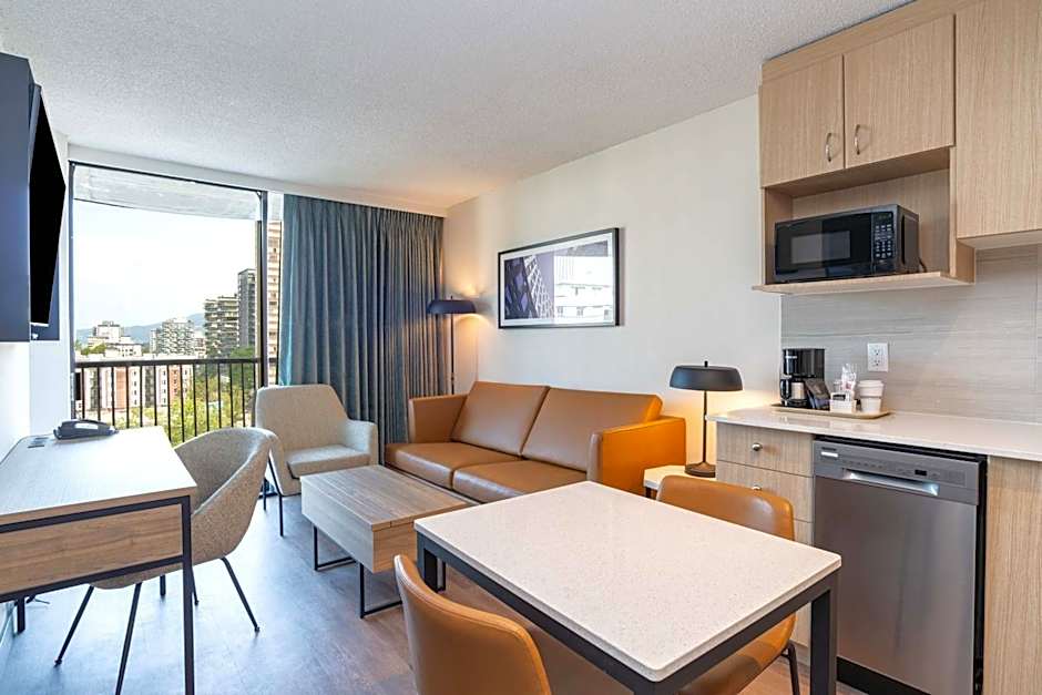 Sandman Suites Vancouver on Davie