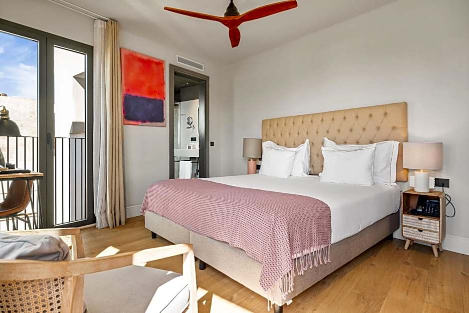 Casa Alhaja by Shiadu