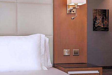 Superior Room with City View