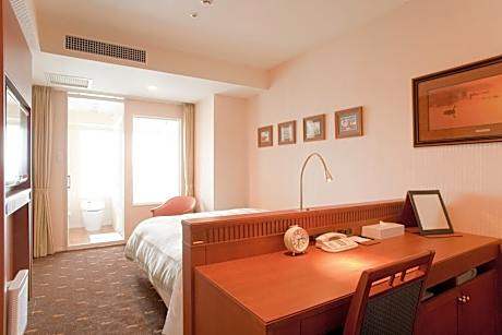 Business Double Room with City View - Non-Smoking