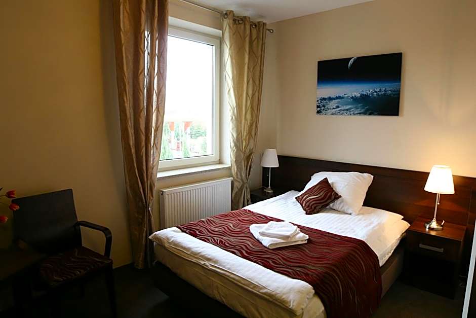 Hotel Kosmonauty Wrocław-Airport