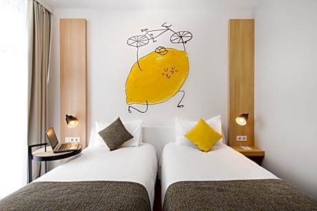 Design Room with Two Single Beds