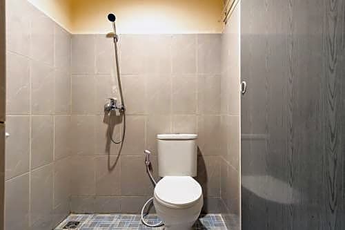 OYO 2895 Paranginan Residence