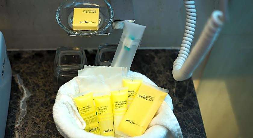 Lakeshore Suites Banani