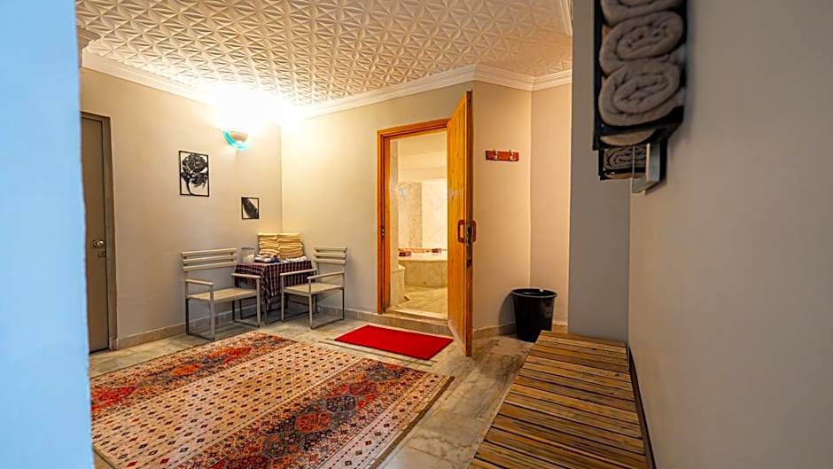 Begonville Hotel
