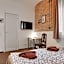 Janne Hotel with Self Check-in