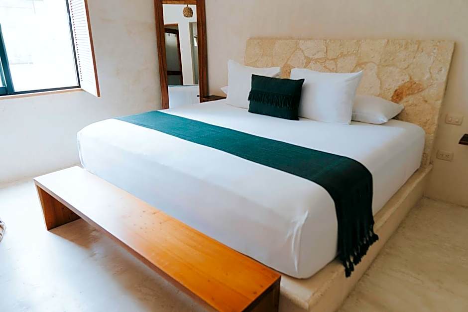 Koos Tulum Hotel